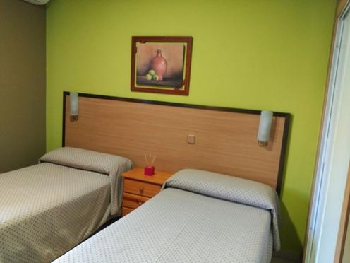 Hostal Ds Velilla de San Antonio Eksteriør bilde